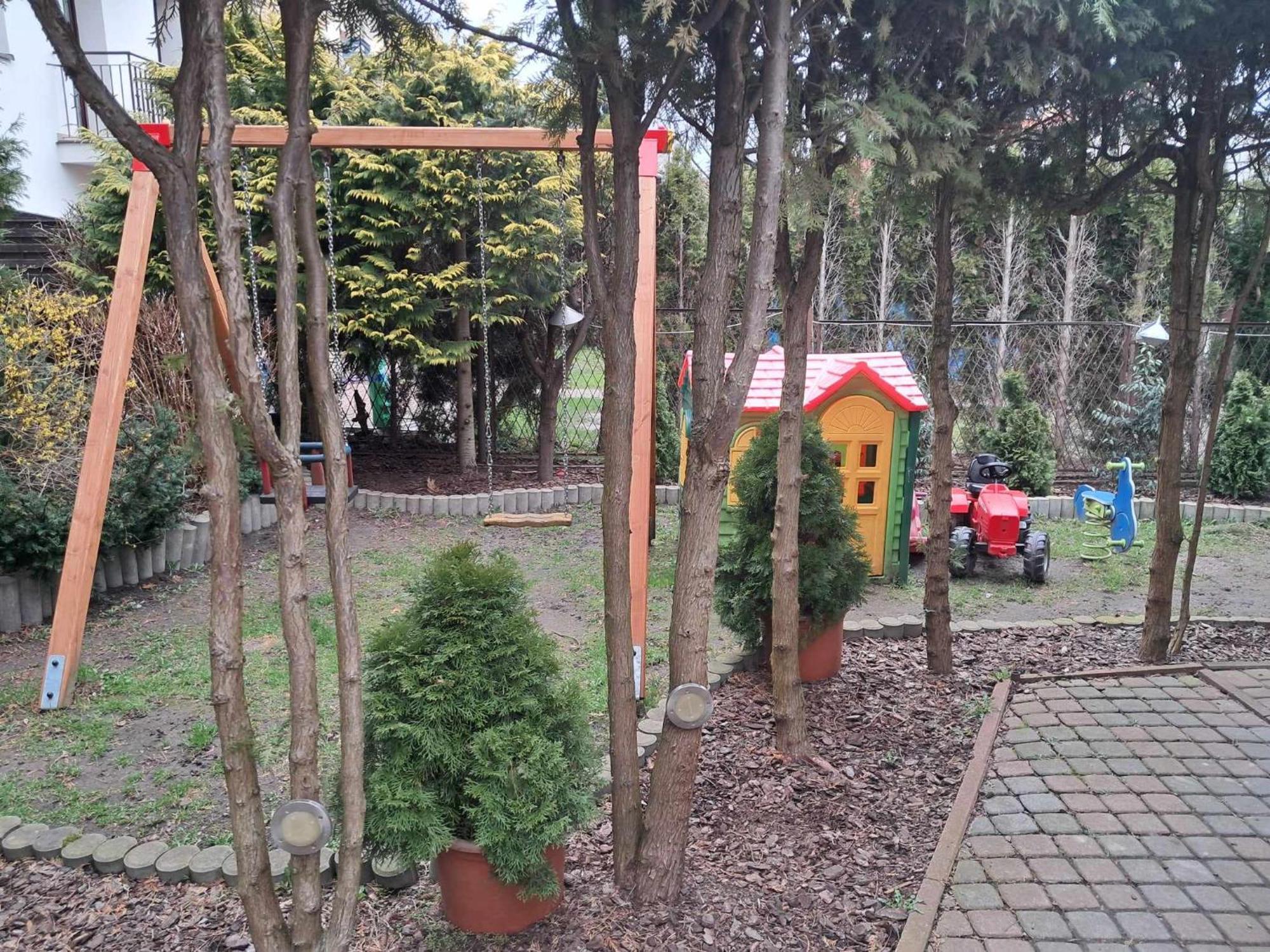 Noclegi Julia Pokoje 1-3 Parter Sniadanie Kontynentalne Kielce Exterior photo